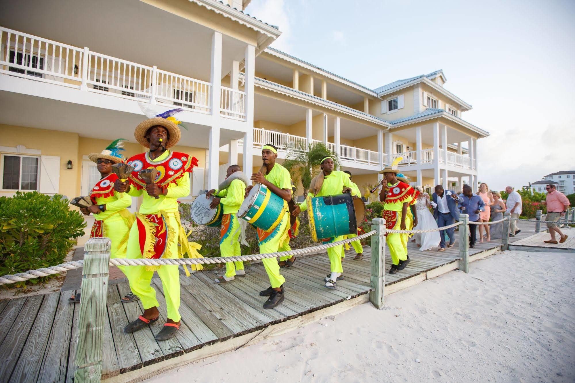 Beach House (Adults Only) The Bight Settlements Екстериор снимка